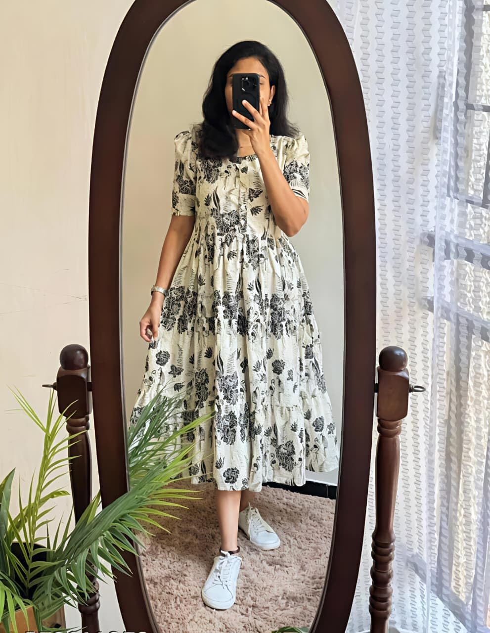 Women's Printed Tiered Maxi Dress - Image 2