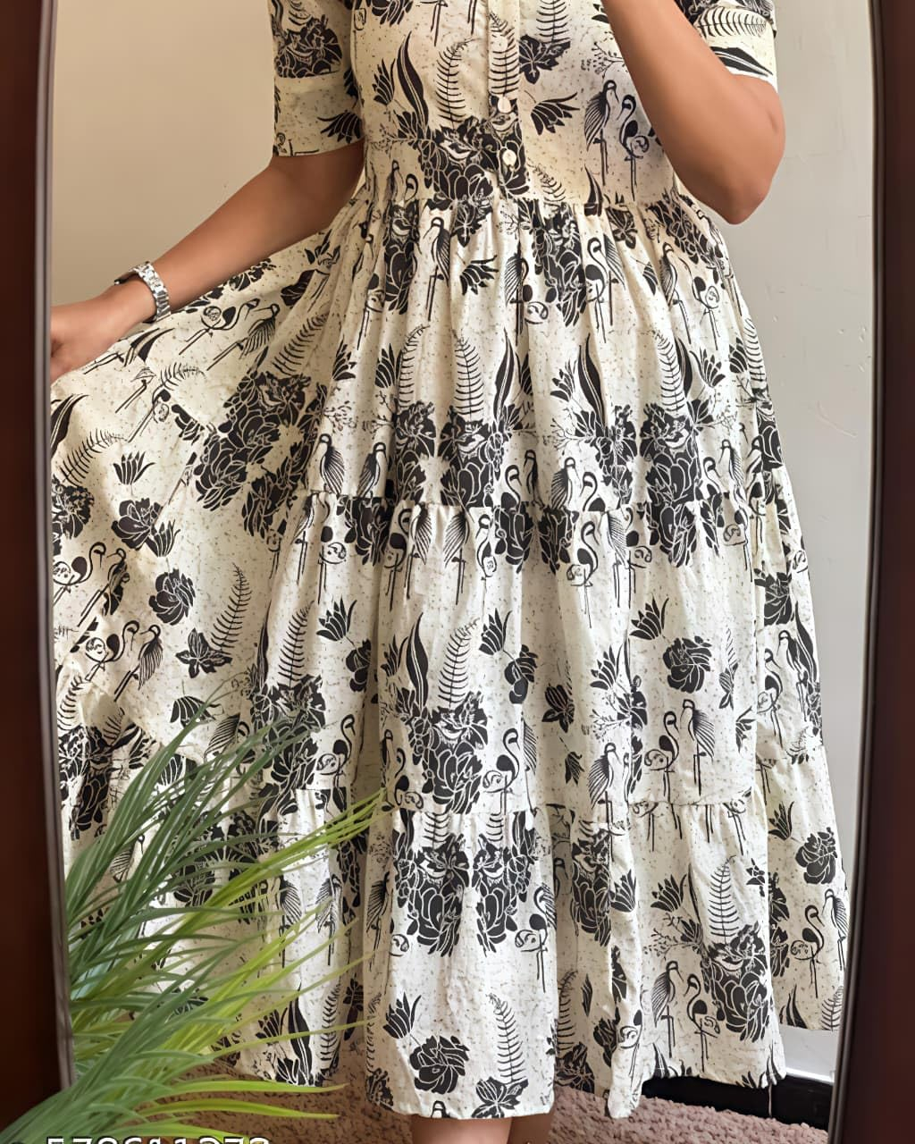 Women's Printed Tiered Maxi Dress - Image 4