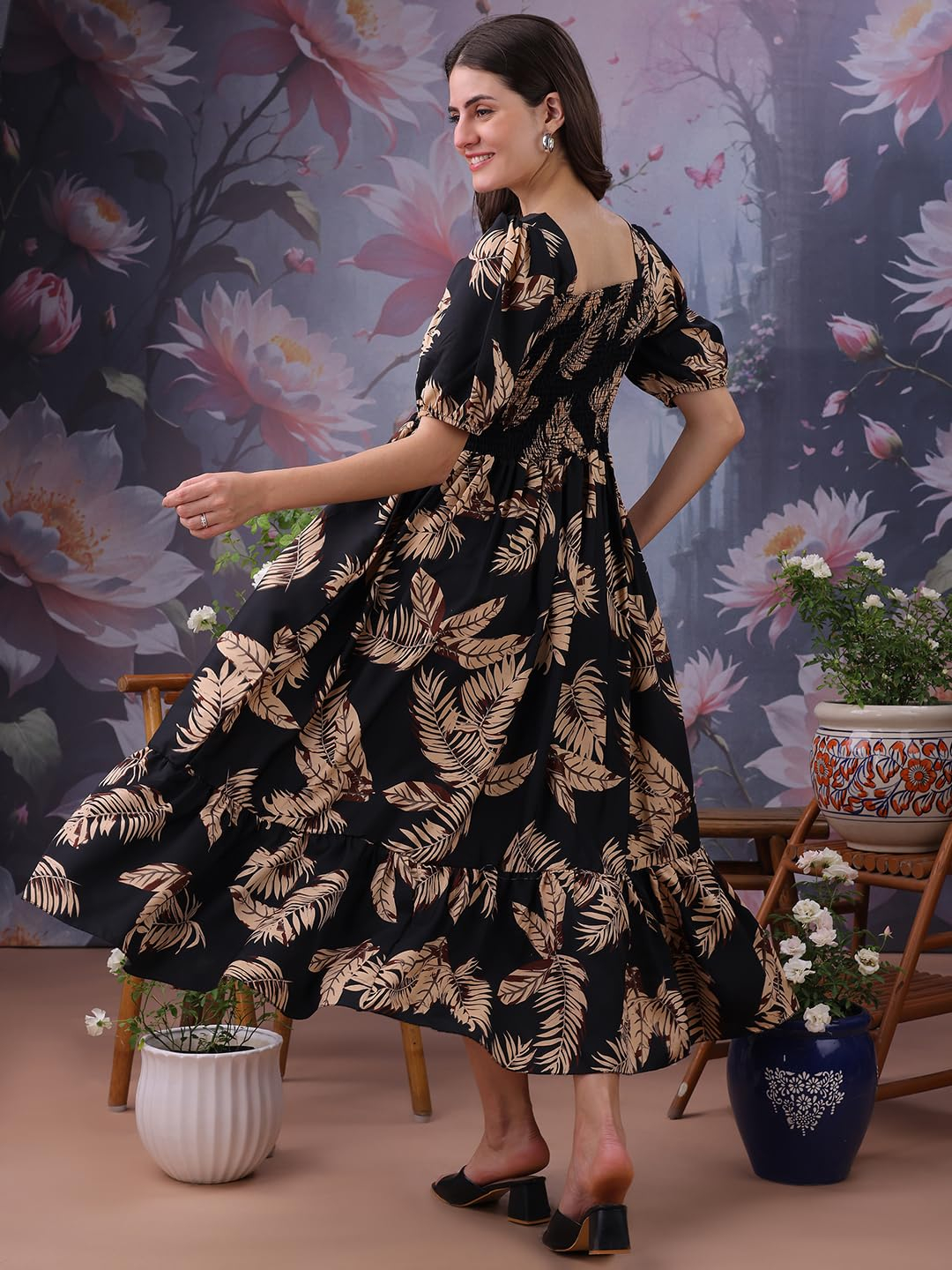 ROYALTAYLOR Women's Floral Flared Maxi Dress - Image 4
