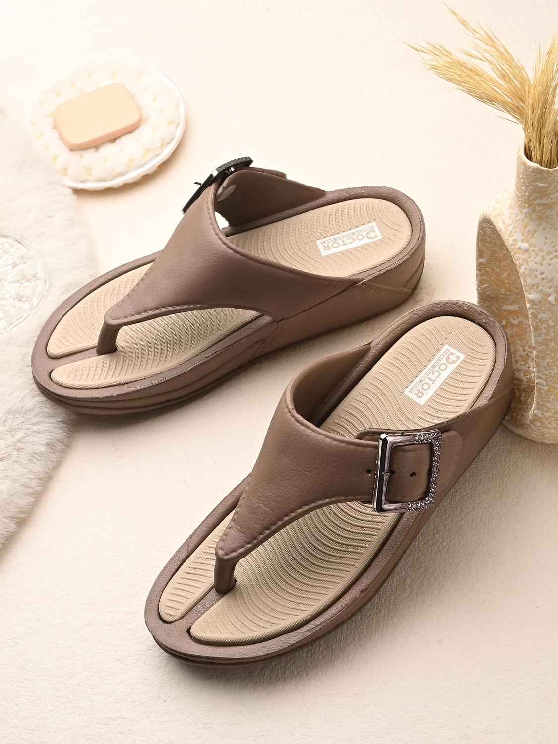 Doctor Health Super Soft Women's Buckle Toe-Ring Sandals - Image 2