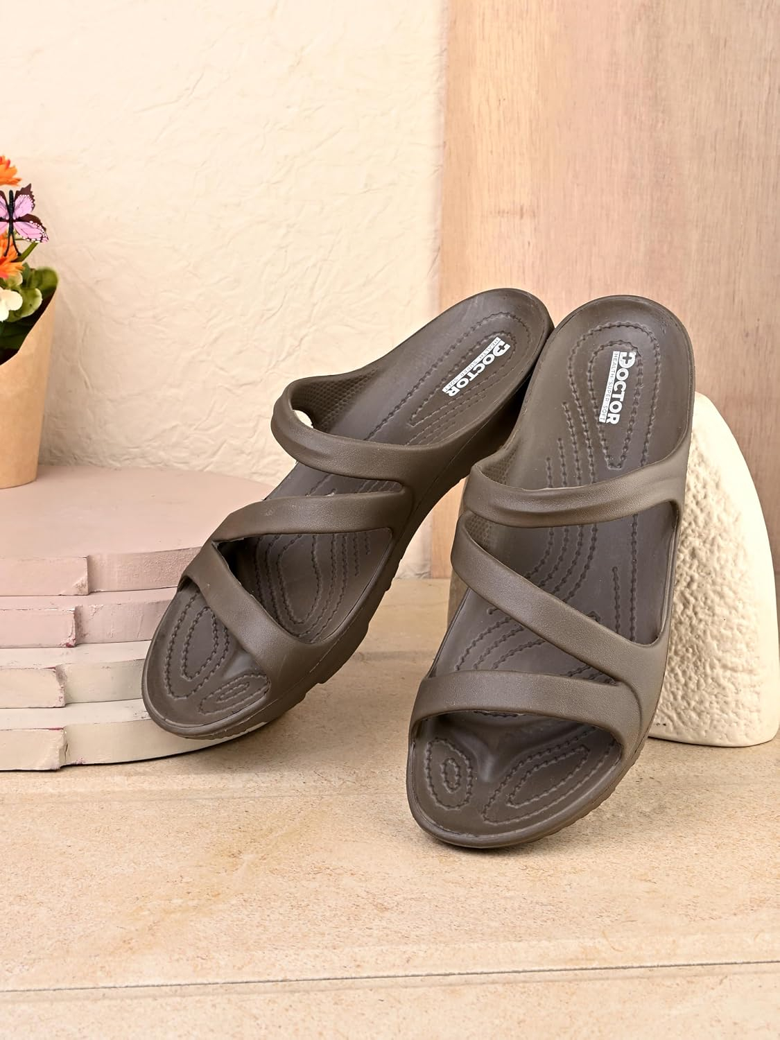 Doctor Health Super Soft Women's Cushioned Comfort Slides - Image 4