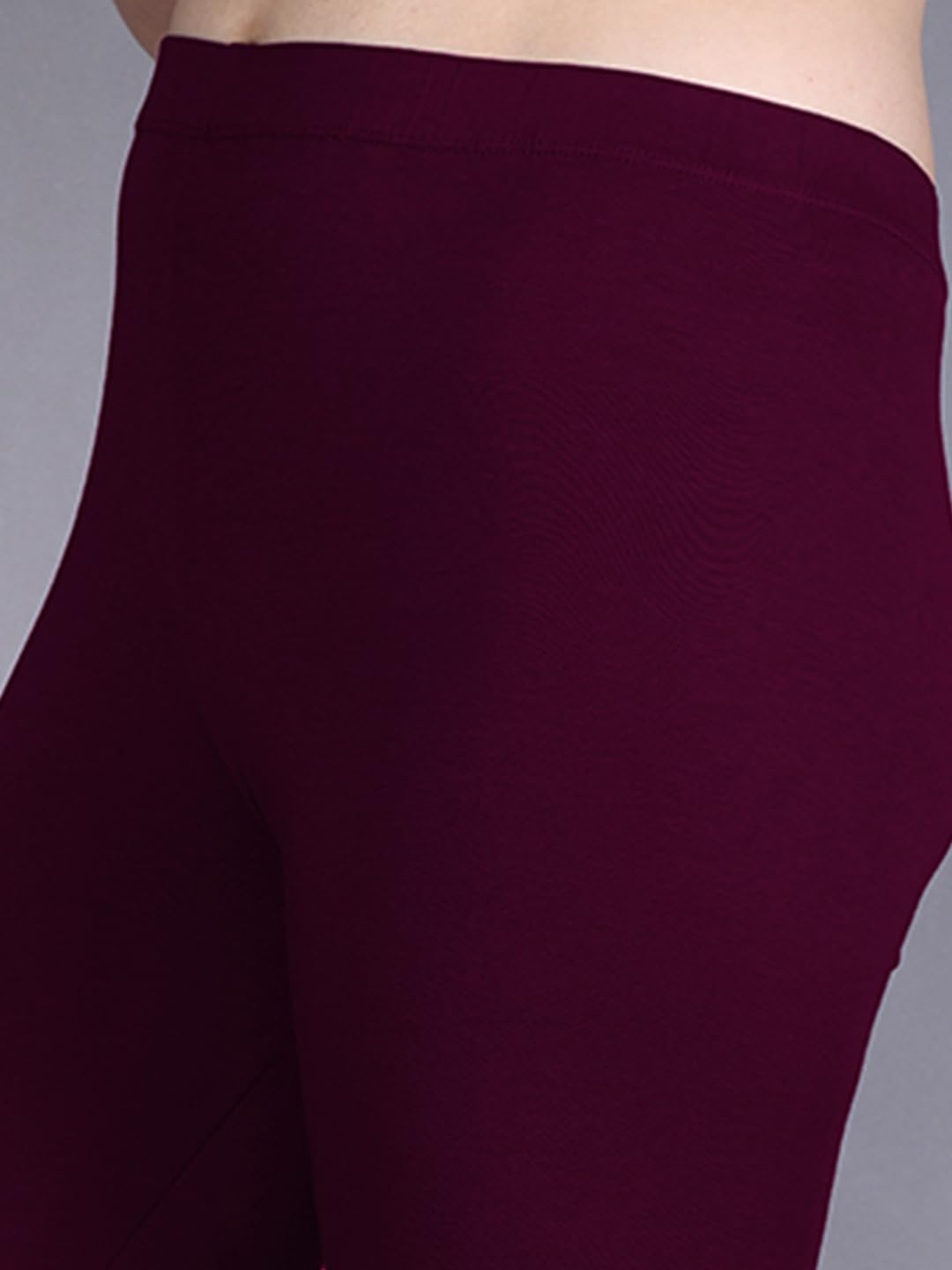 Lyra Women's High-Rise Cotton Capri Leggings - Image 6