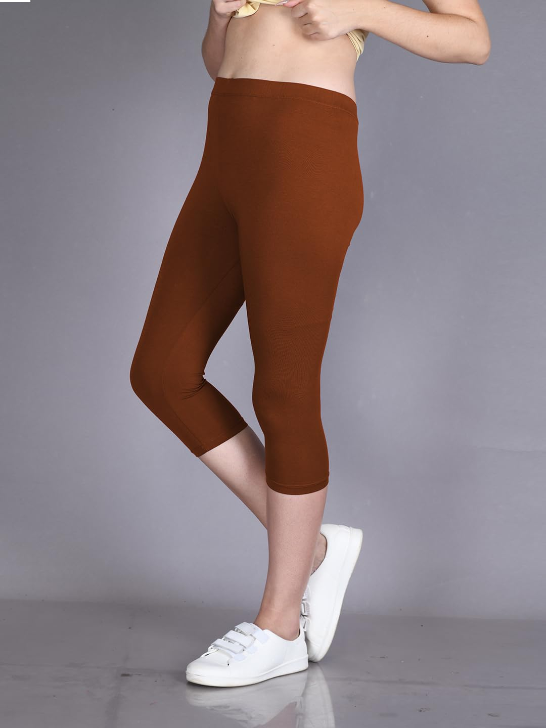 Lyra Women's High-Rise Cotton Capri Leggings - Image 58