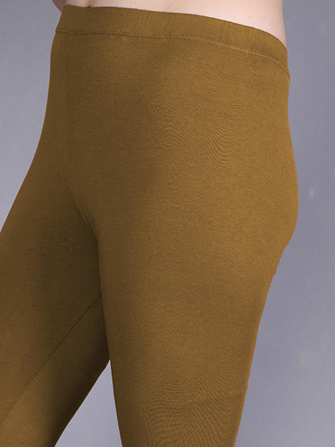 Lyra Women's High-Rise Cotton Capri Leggings - Image 76