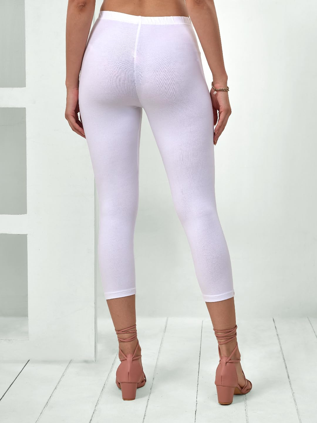 Lyra Women's High-Rise Cotton Capri Leggings - Image 149