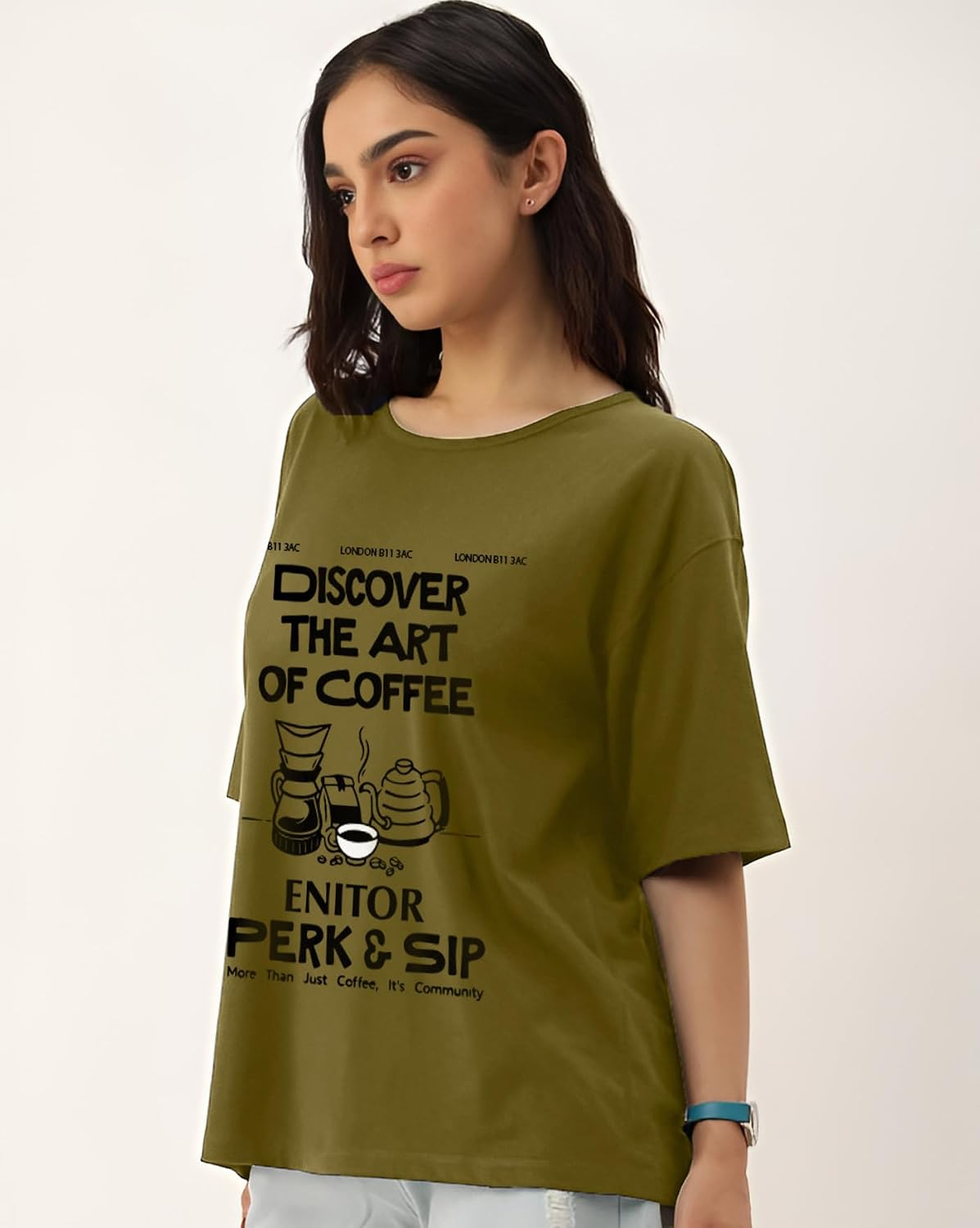 AUSK Women's Graphic Oversized T-Shirt - Image 41