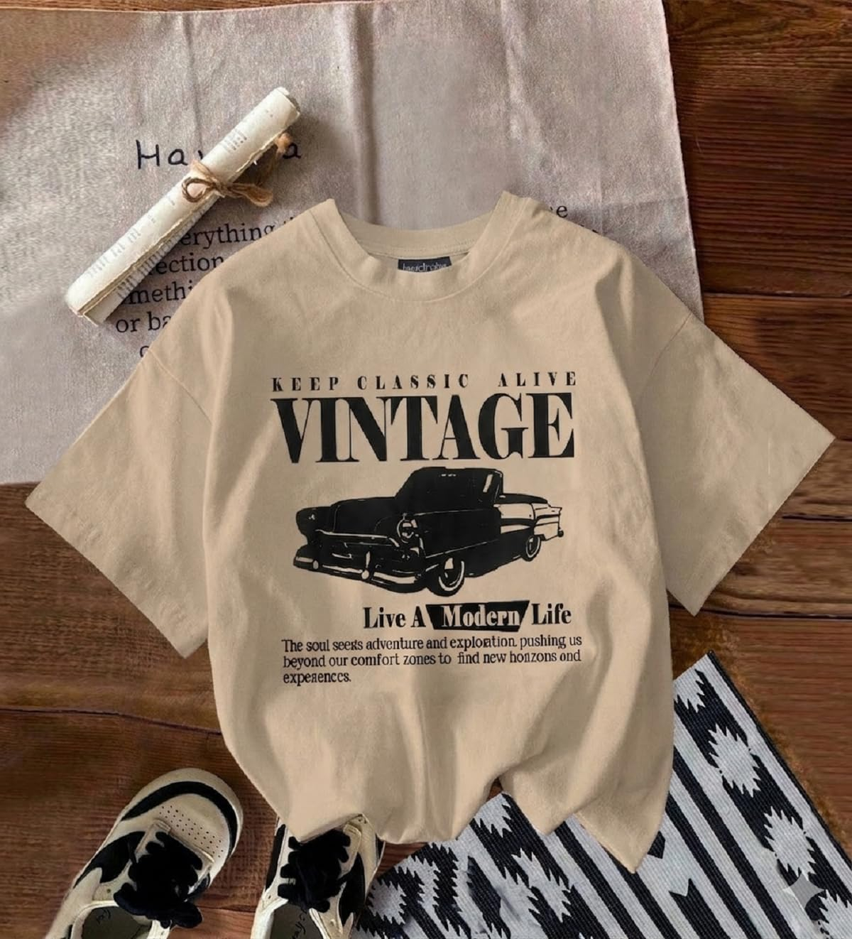 Jawdrobe Women's Vintage-Print Oversized T-Shirt - Image 7