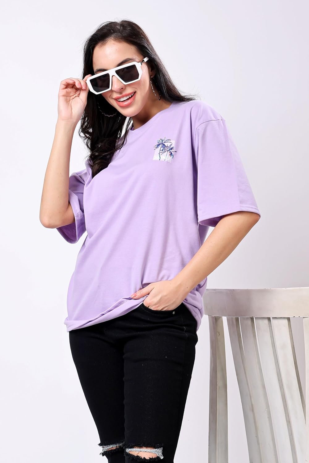 TQH Women's Letter-Print Drop-Shoulder T-Shirt - Image 18